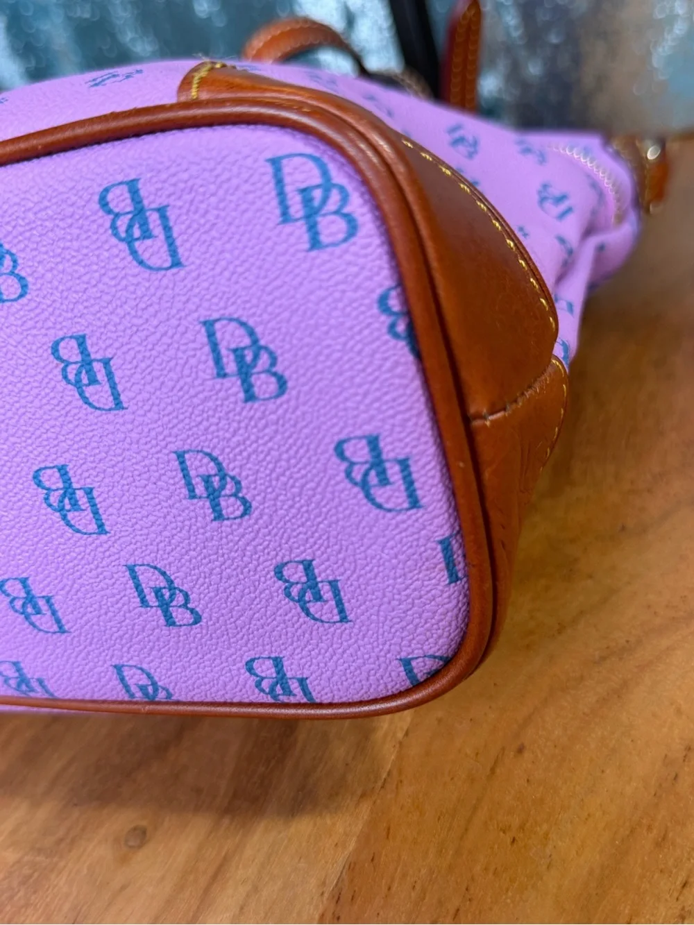 Dooney‎ & Bourke Whimsical Vintage Y2K Gretta Crossbody Purple/Blue EVC